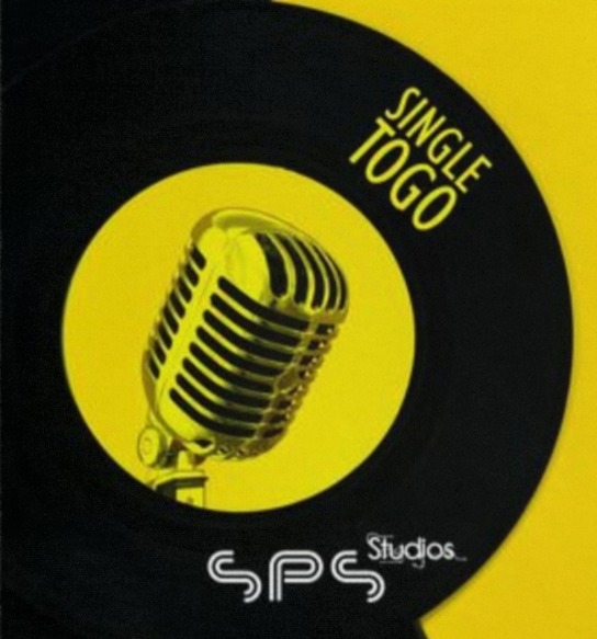 עיצוב Single To Go של SPS STUDIOS - תקליט עם מיקרופון זהב